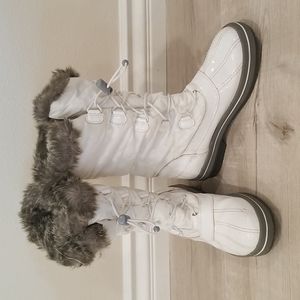 Merona Fur-Lined Winter/Snow Boots (Size 9)